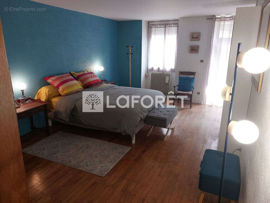 Maison à LONS-LE-SAUNIER