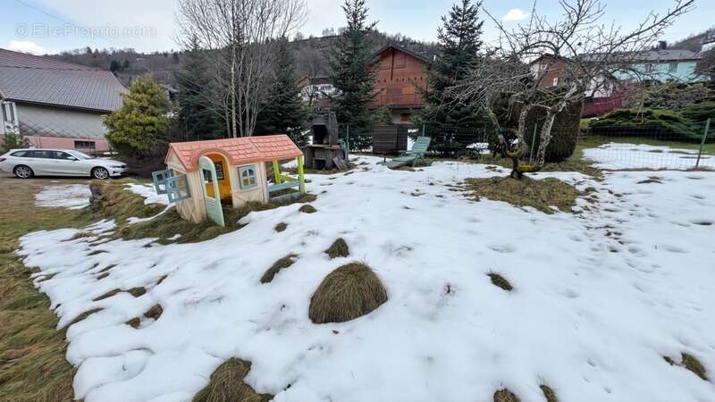 Appartement à LA BRESSE