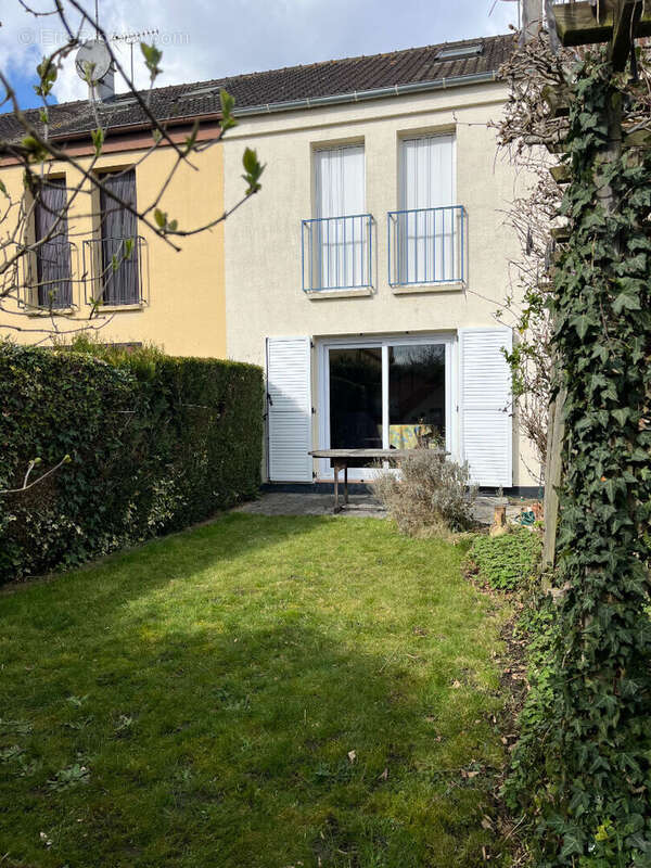 Maison à RAMBOUILLET