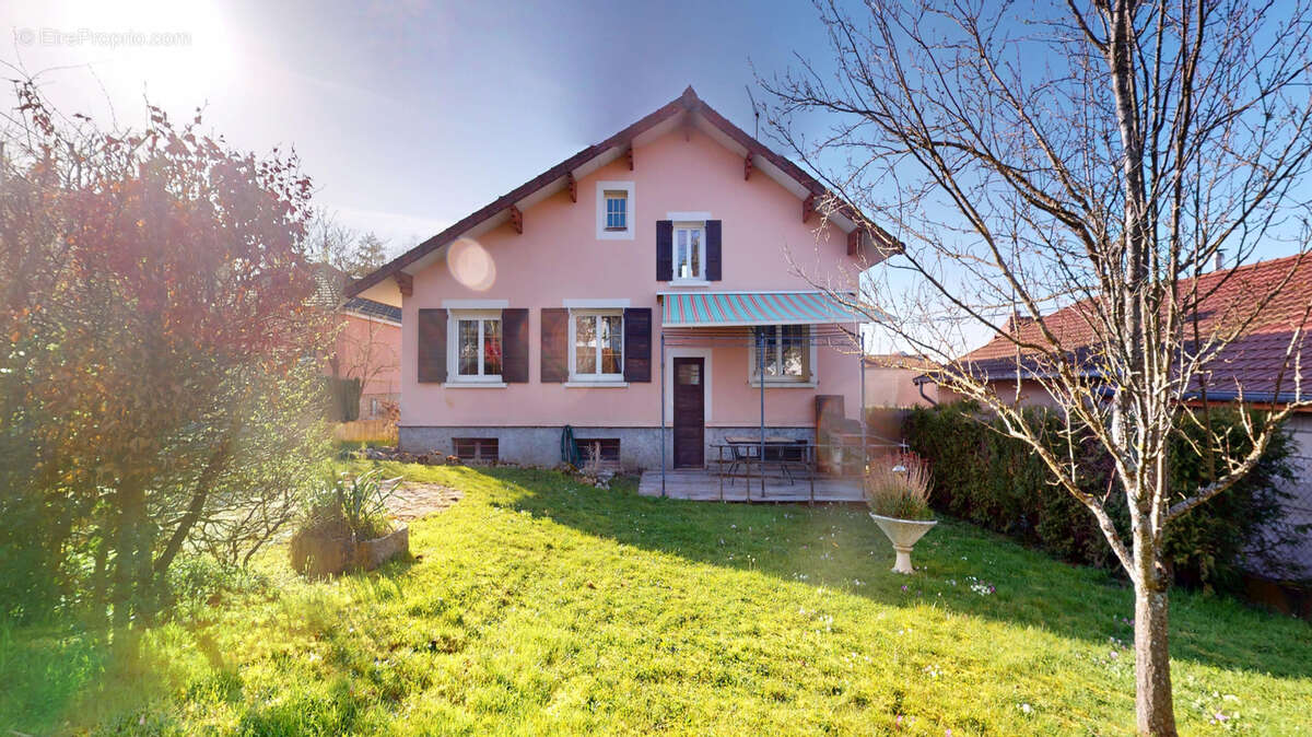 Maison à NAVENNE