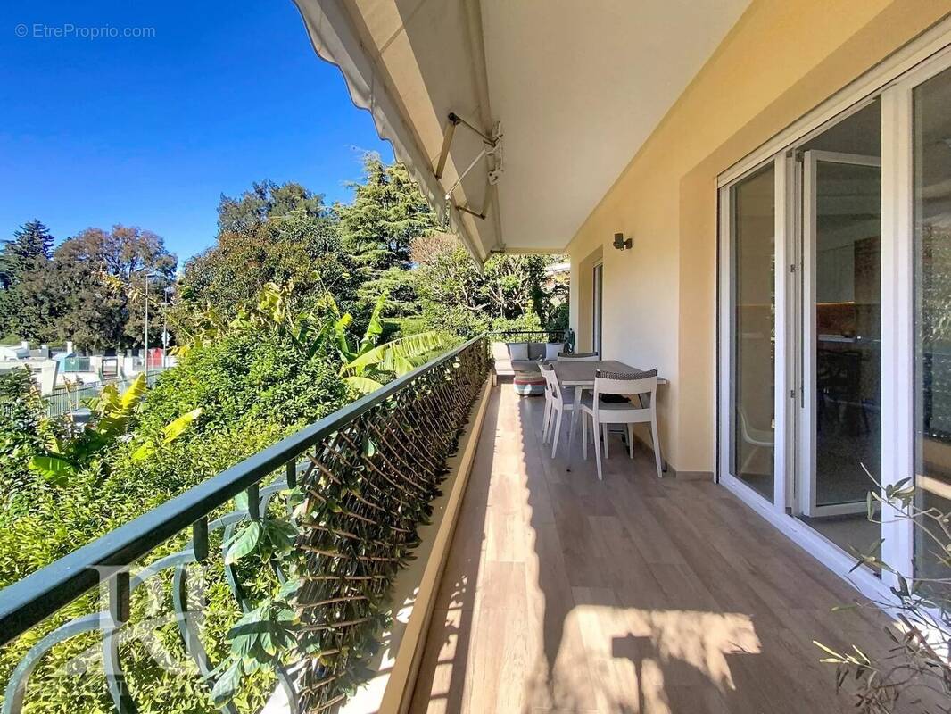 Appartement à CANNES