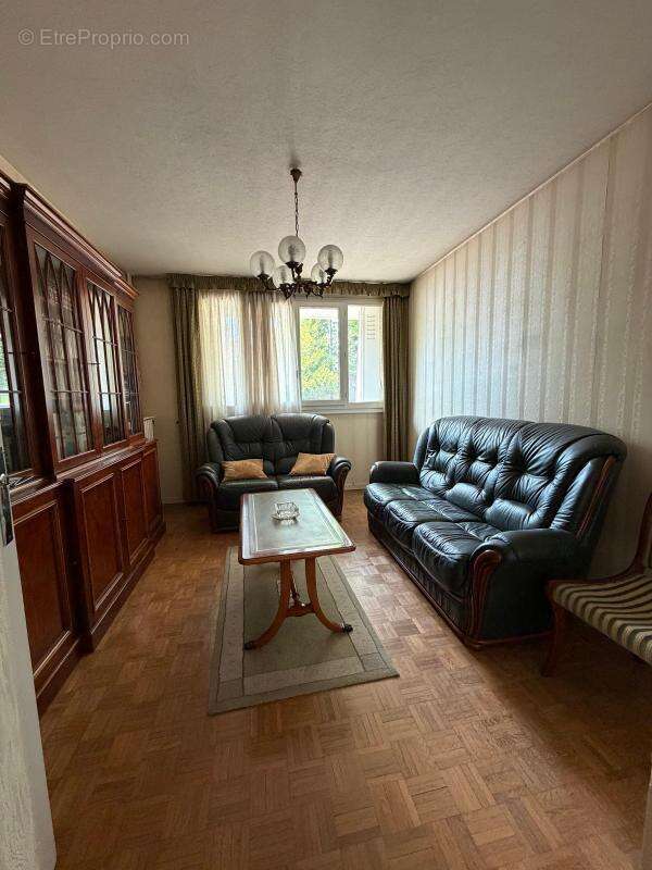 Appartement À Vendre - photo 3