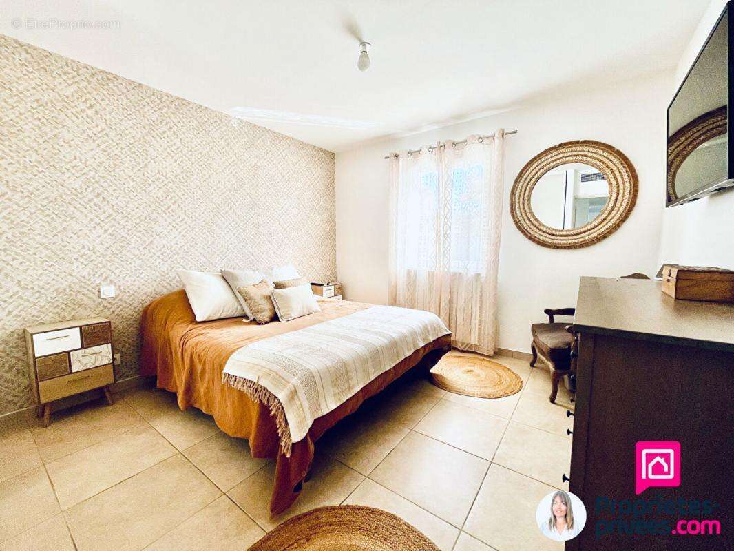 Maison à PUGET-SUR-ARGENS