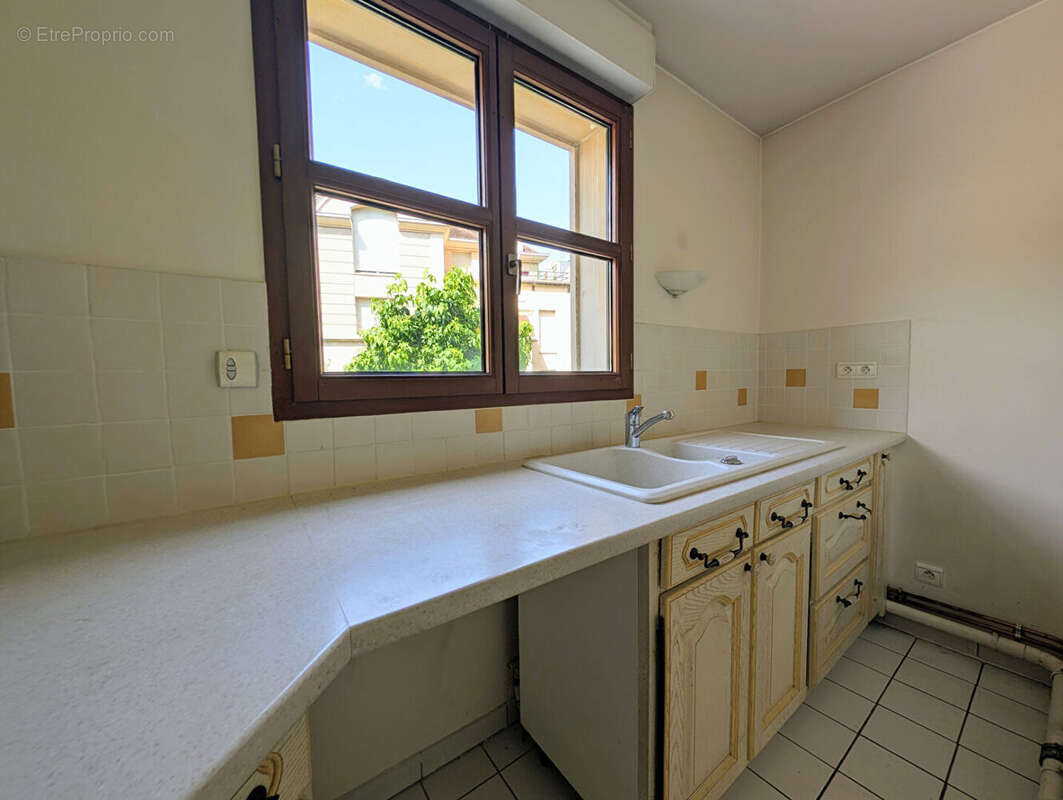 Appartement à MAISONS-LAFFITTE