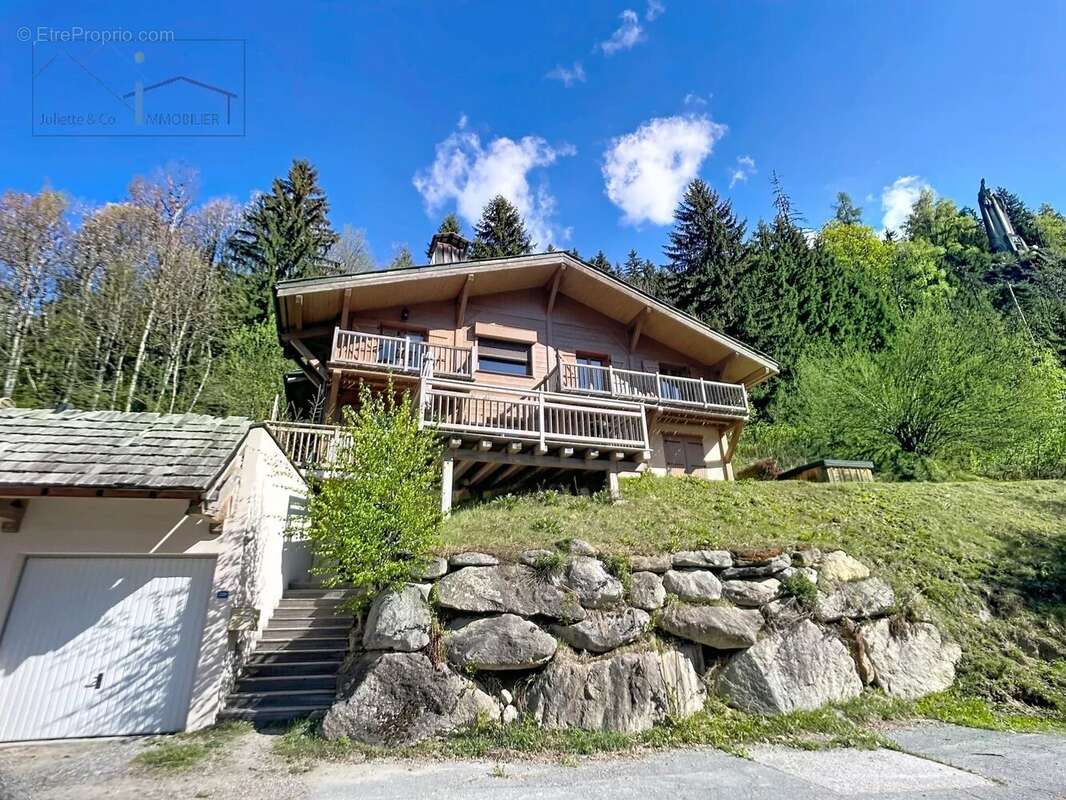 Appartement à LES HOUCHES