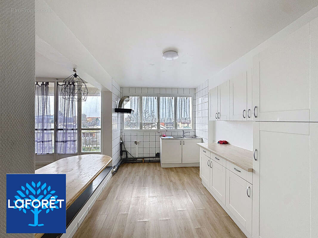 Appartement à NEUILLY-SUR-MARNE