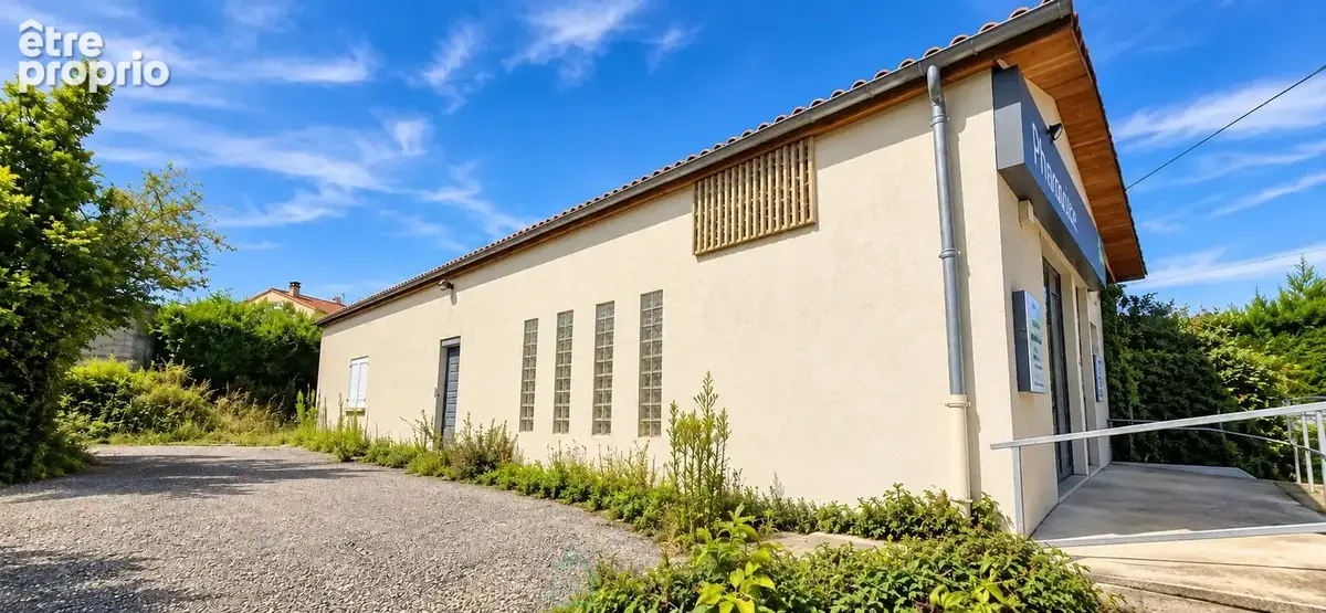 Cournon-d'auvergne, 135 m² de plain-pied, plusieurs usages possibles, habitation, commercial et/ou mixte - photo 4