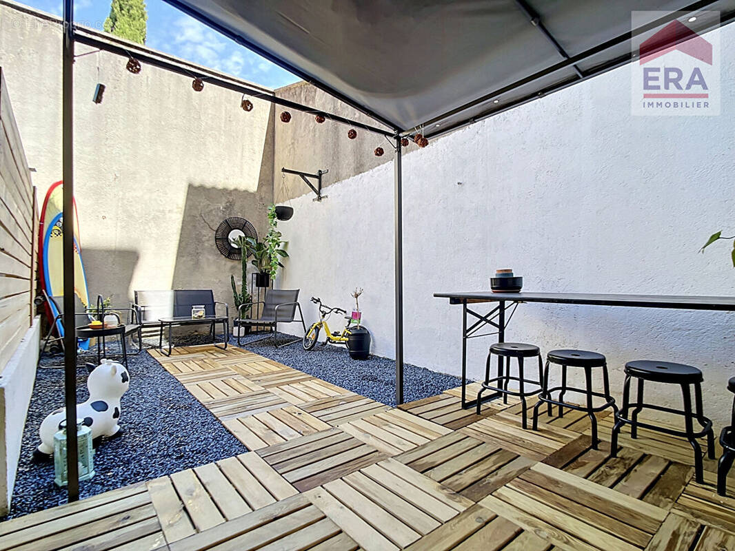Appartement à MARSEILLE-5E