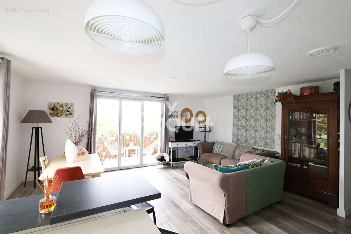 Appartement à LA RICHE