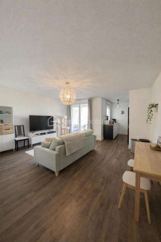 Appartement à BASSENS