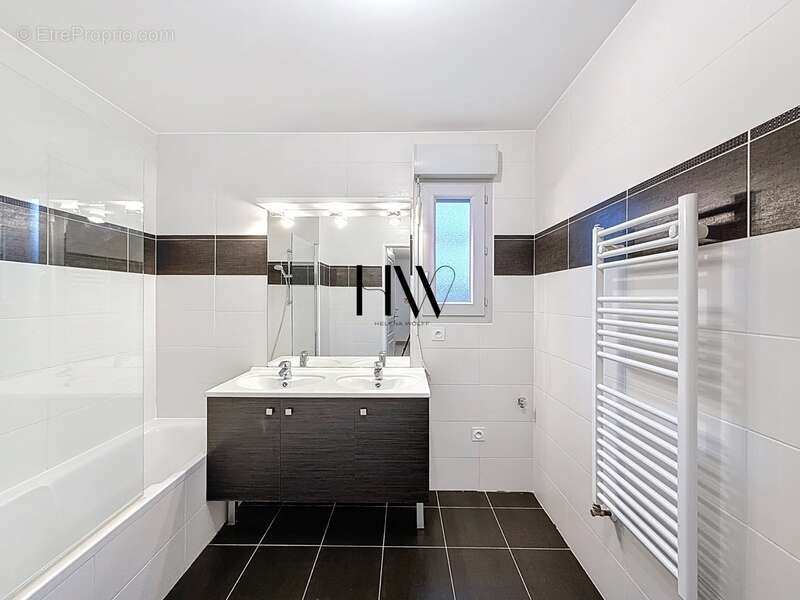 Appartement à VALLEIRY