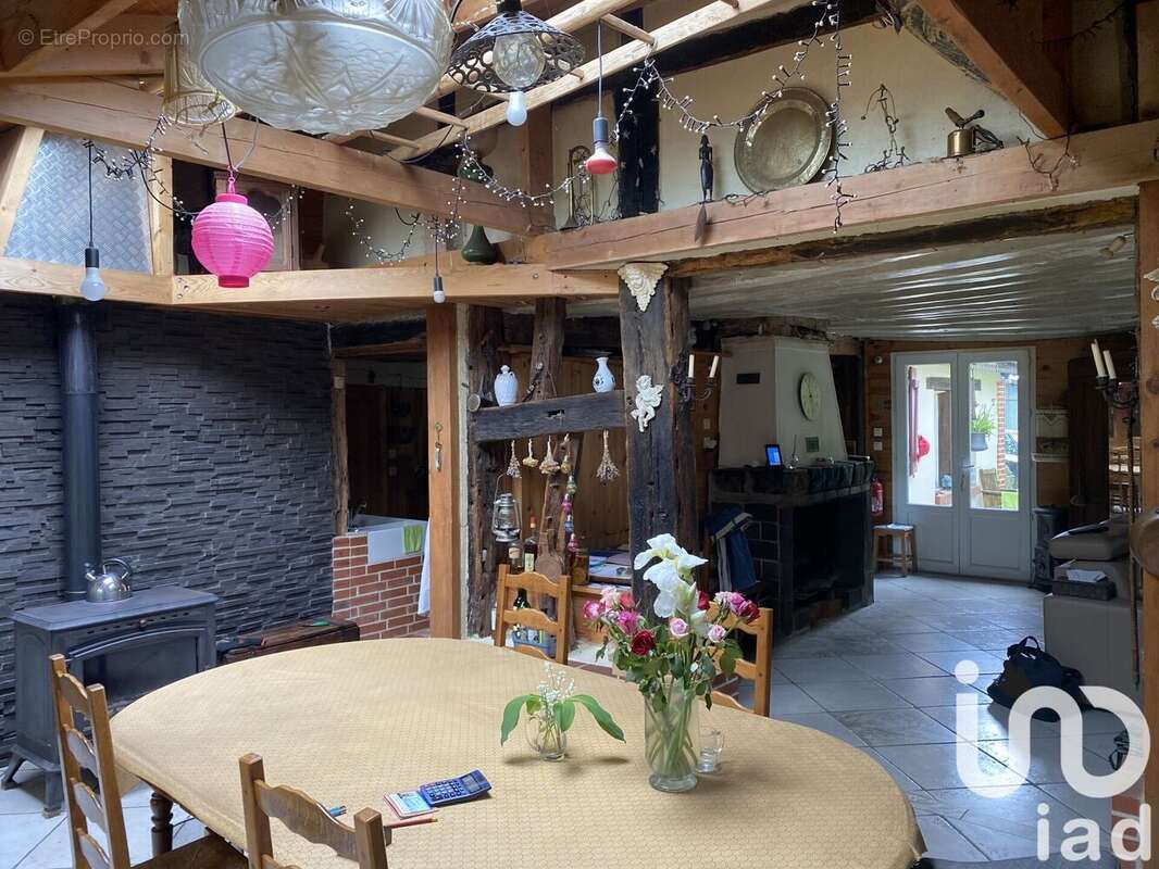 Photo 8 - Maison à ETREPAGNY