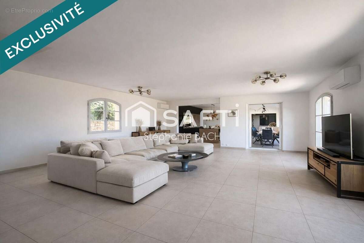 Photo 3 - Maison à CEYRESTE