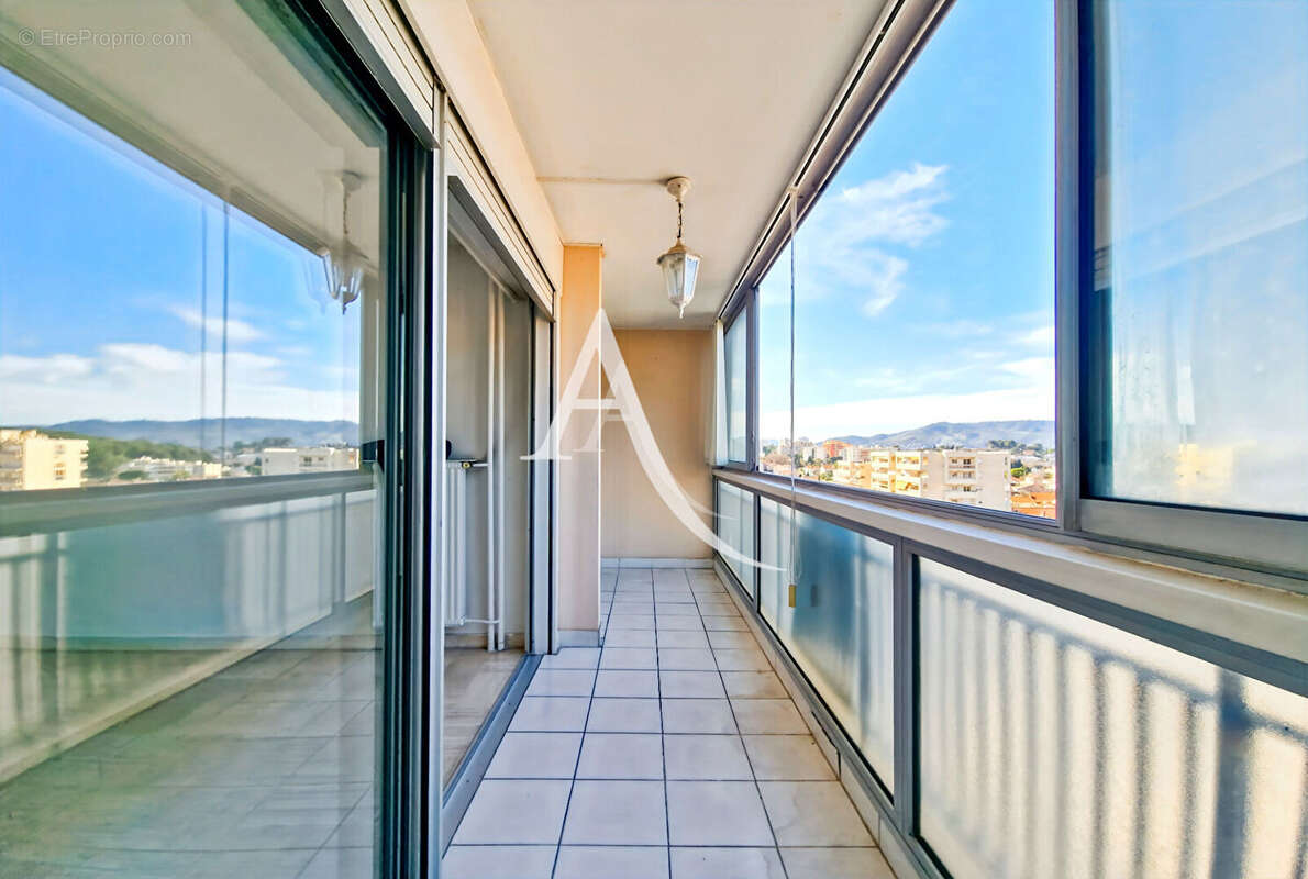 Appartement à LE CANNET