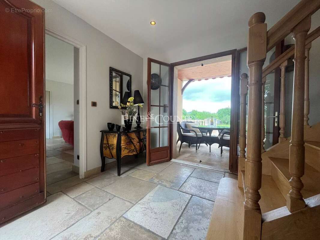 Maison à SAINT-CERE