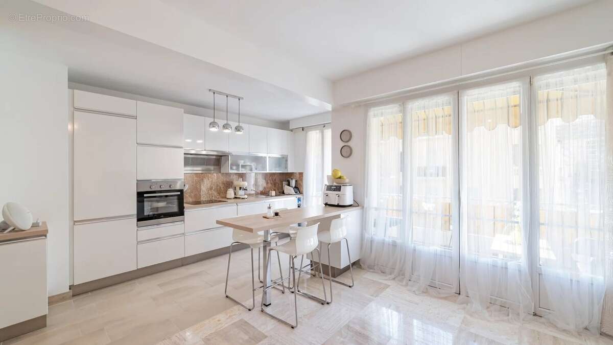 Appartement à NICE