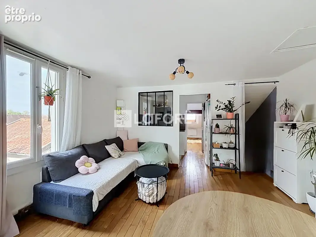 Montesson Centre Charmant 2 pièces de 29 m² Carrez / 42 m² au sol - photo 3