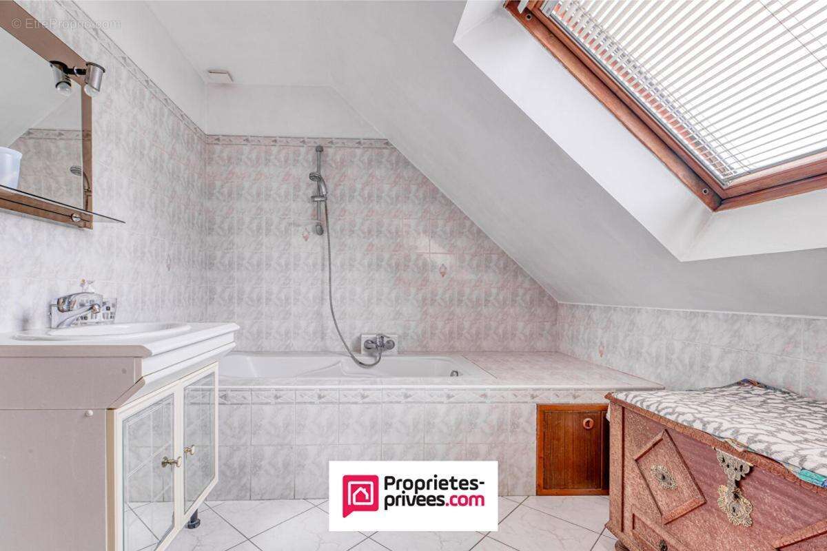 Maison à NOISY-LE-GRAND