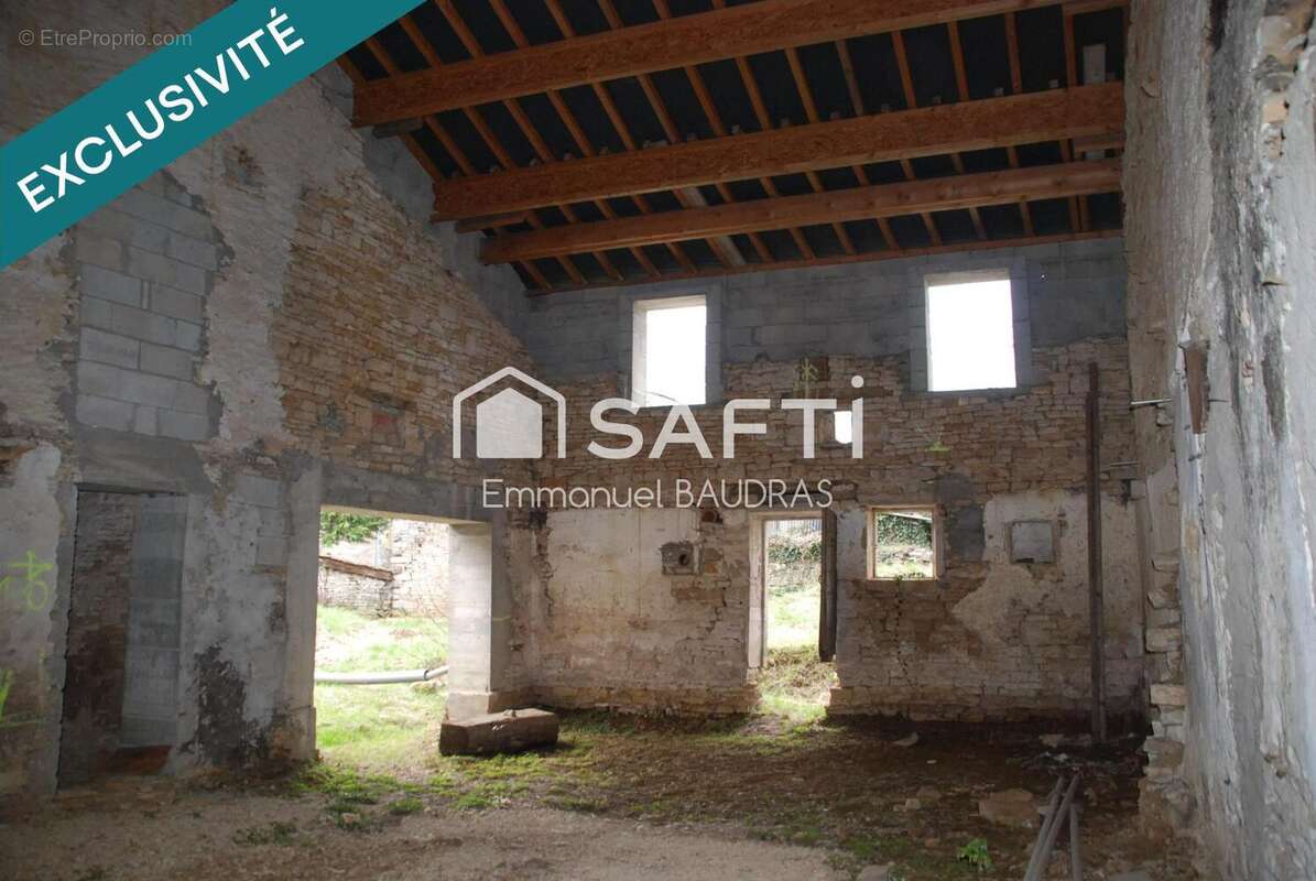Maison 176 m² à Uchizy  - photo 4