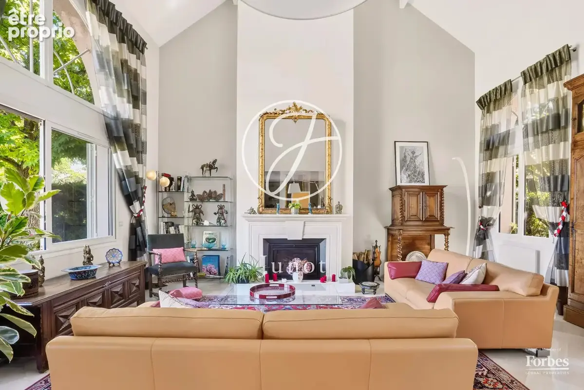 Croissy-sur-Seine - CENTRE-VILLE - Maison - 5 chambres - 179.02m² - Terrain 587m². - photo 7