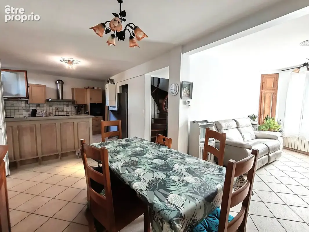 Maison 6 pièces 158 m² à vendre à Chars (95750) - photo 3