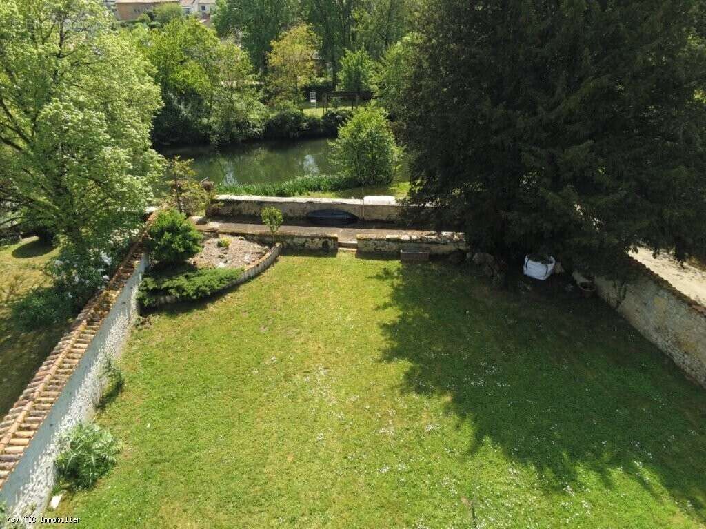 Maison à CIVRAY