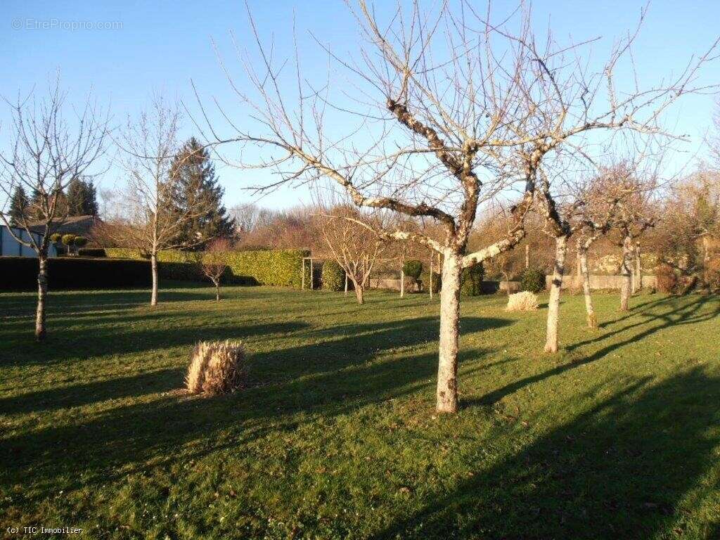 Maison à SAUZE-VAUSSAIS