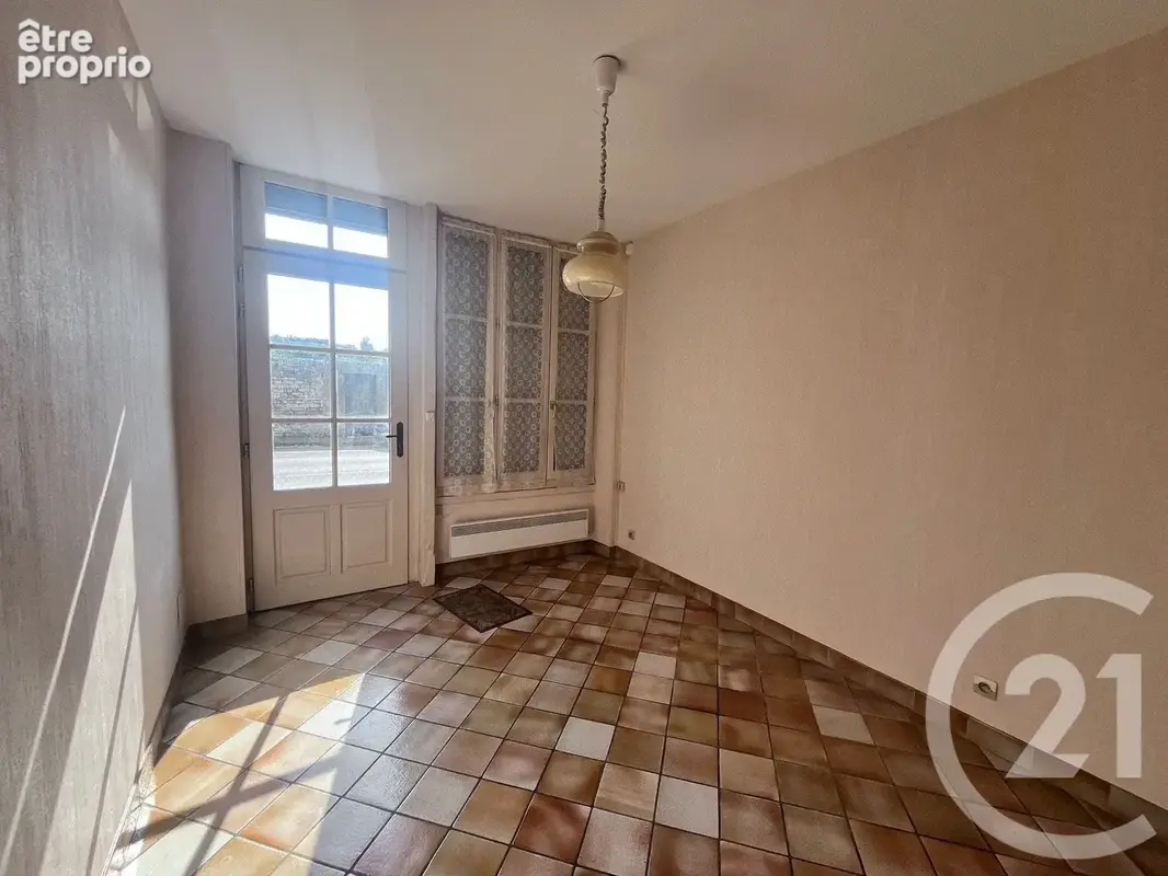 Maison 6 pièces 131 m² à vendre à Clamecy (58500) - photo 5