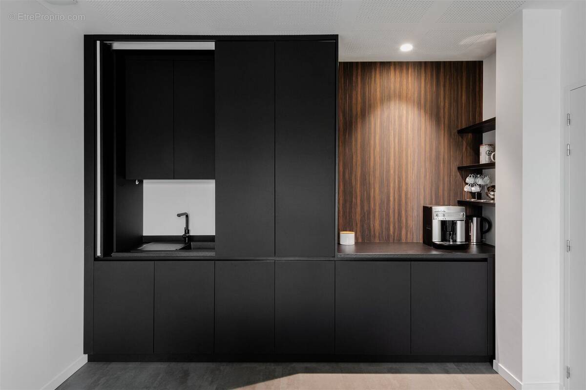 Commerce à SAINT-AVE