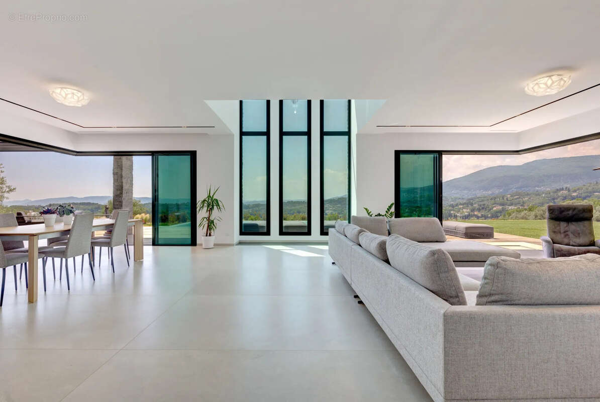 Maison à OPIO