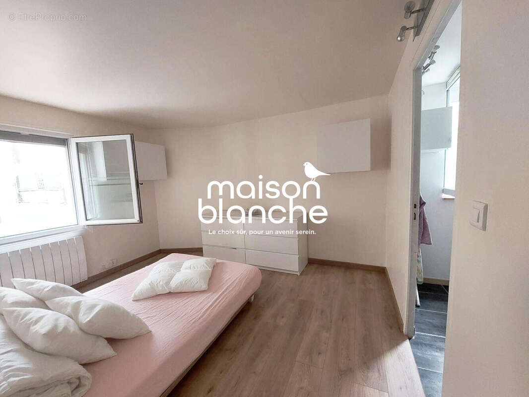 Maison 139 m² à Saint-Maixent-L'ecole  - photo 8