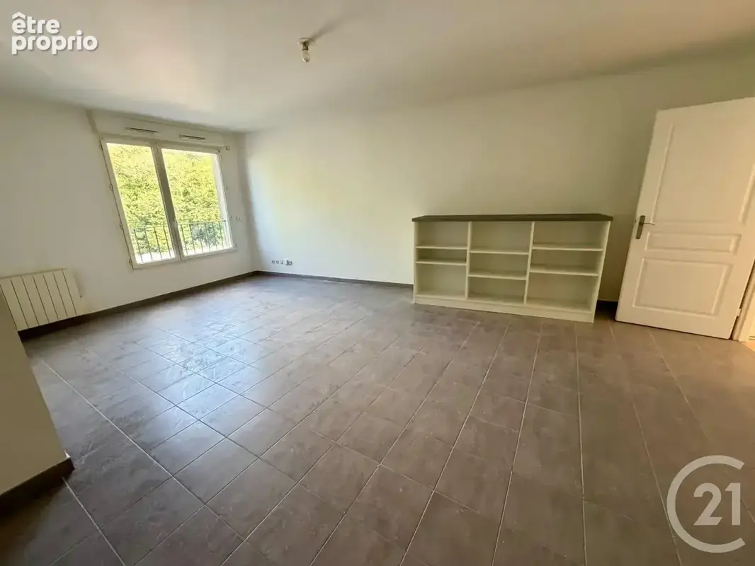 Appartement 3 pièces 66 m² à vendre à Dammartin-En-Goele (77230) - photo 2
