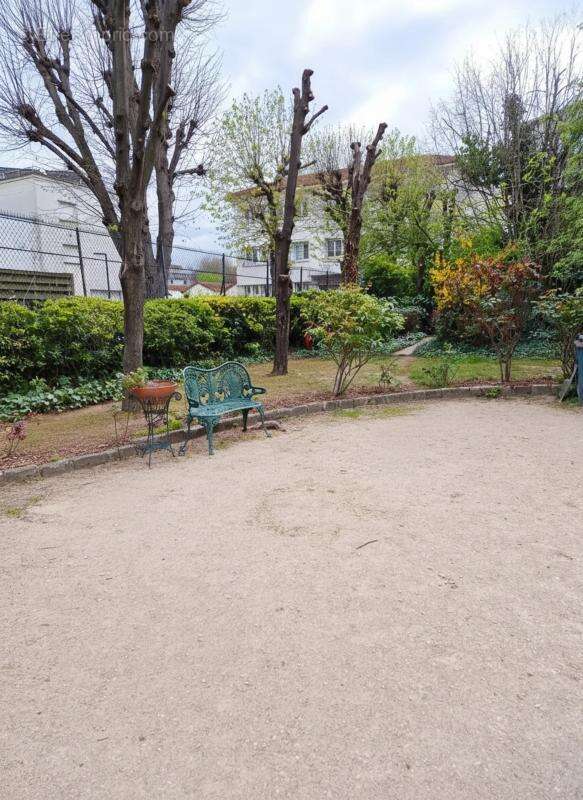 Appartement à AUBERVILLIERS
