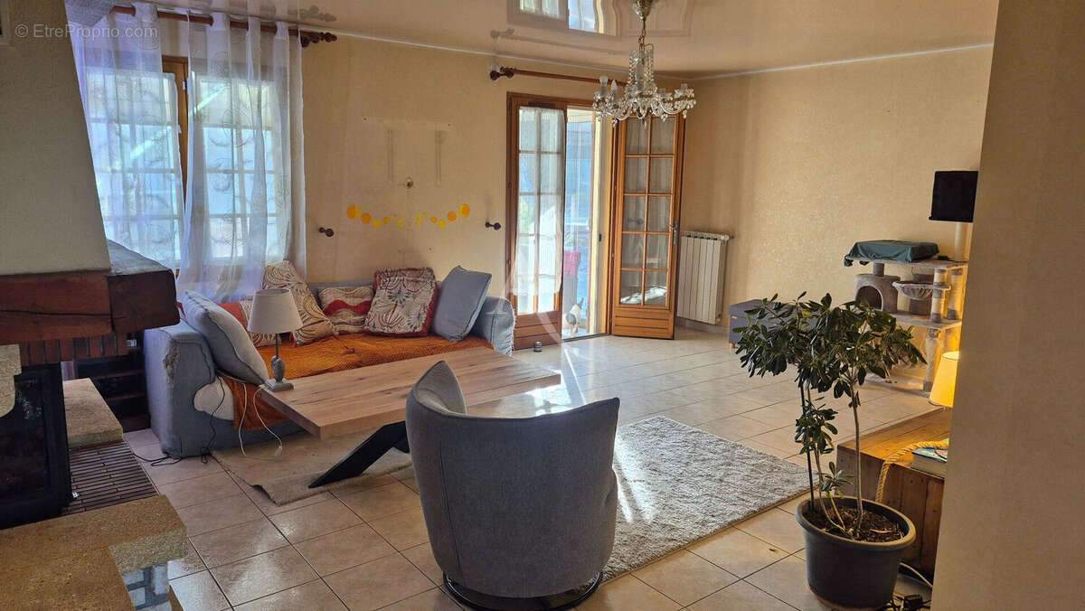 Maison à SALLES-D'AUDE