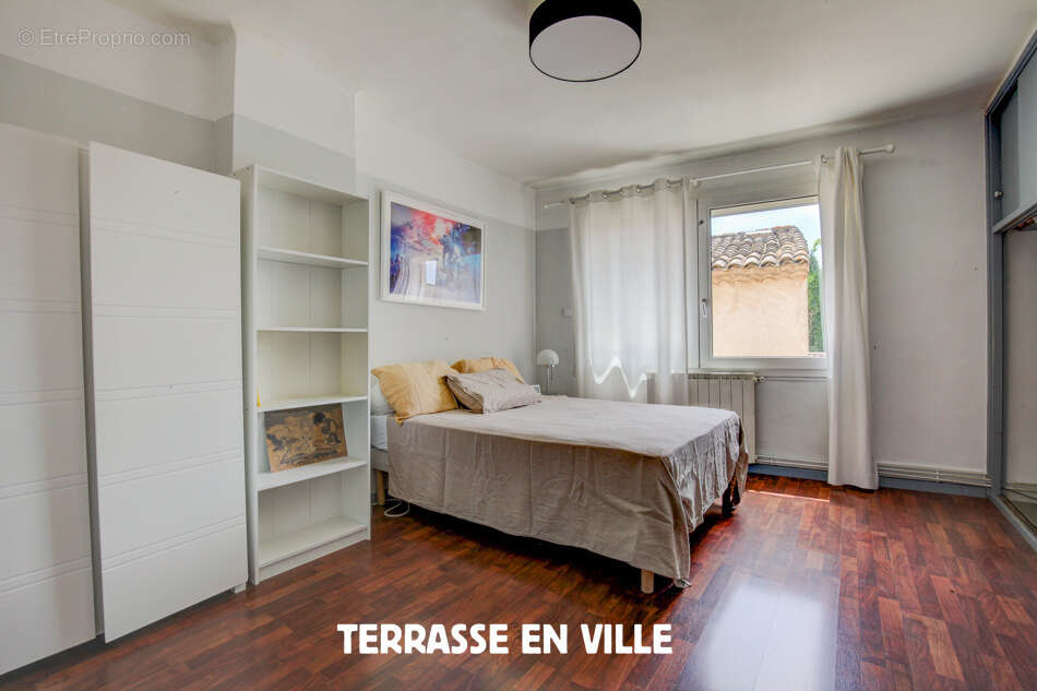 Pélissanne - t 5/6 - maison-de-ville 207m2 - jardin - 499 000 € - photo 14