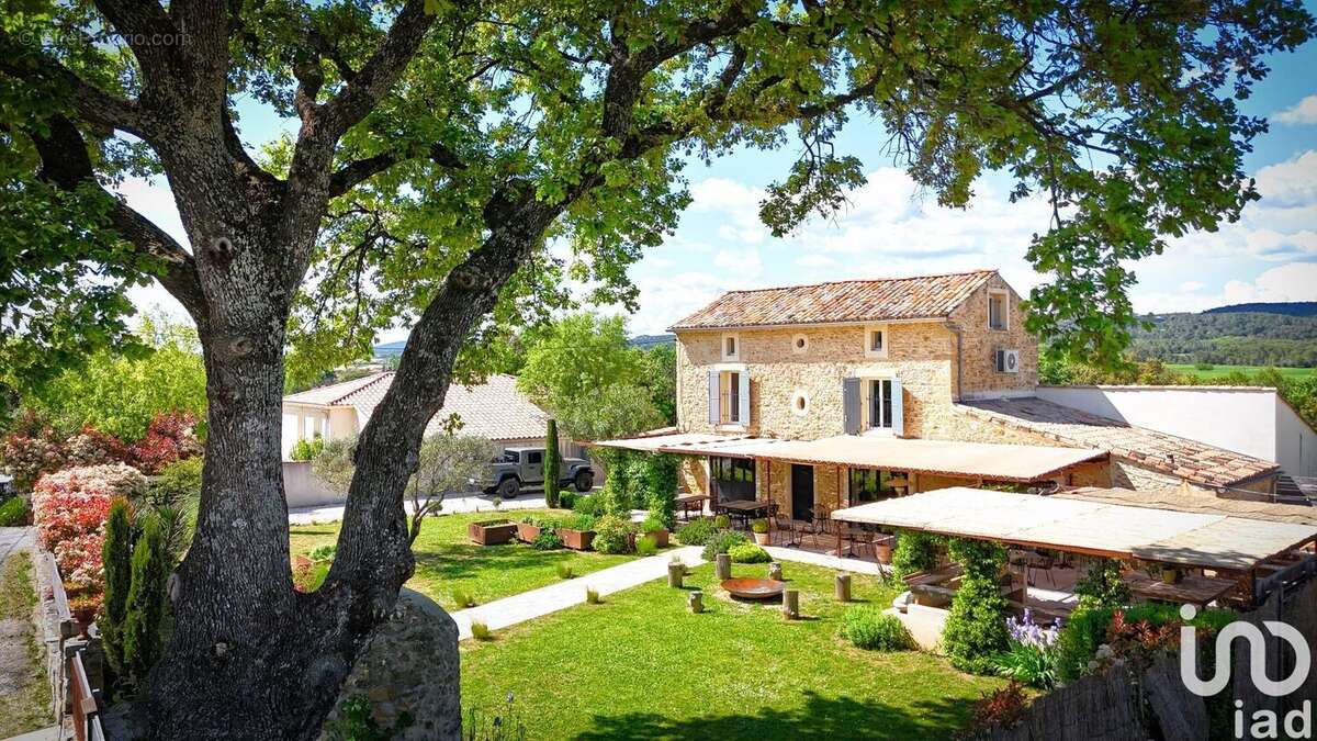 Photo 2 - Commerce à SERVIERS-ET-LABAUME