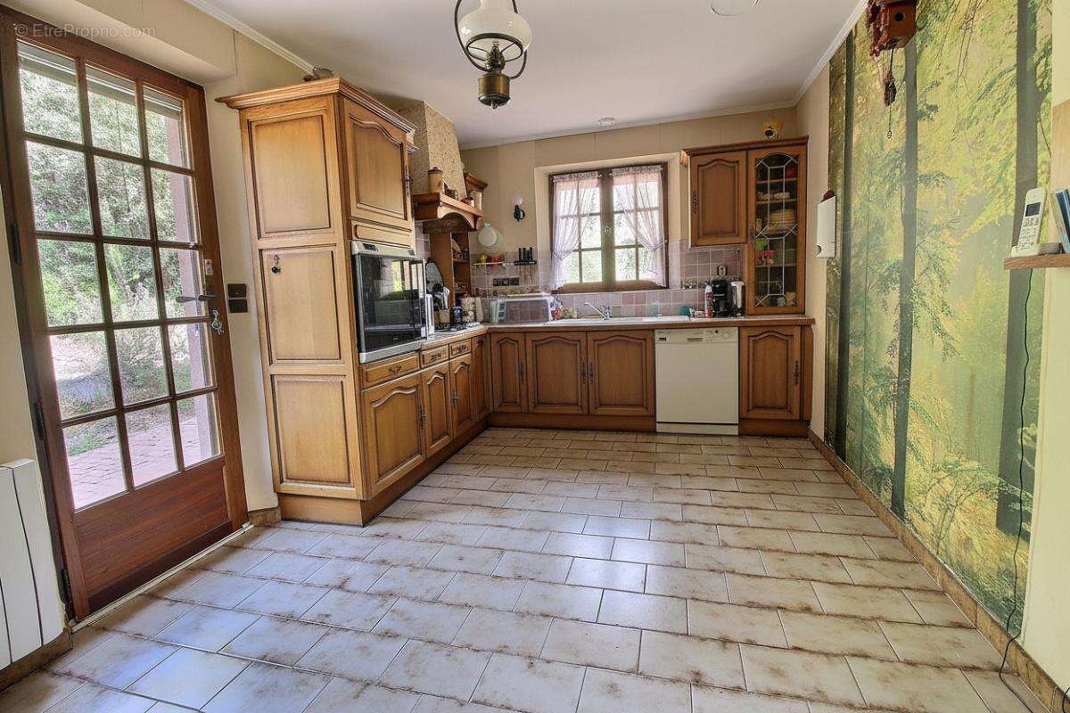 Maison à LORGUES