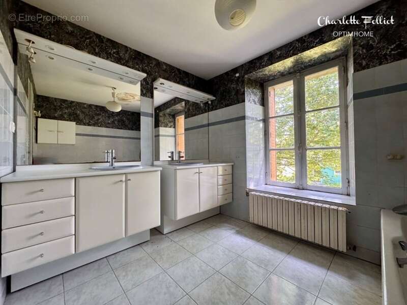 Maison à LE MINIHIC-SUR-RANCE