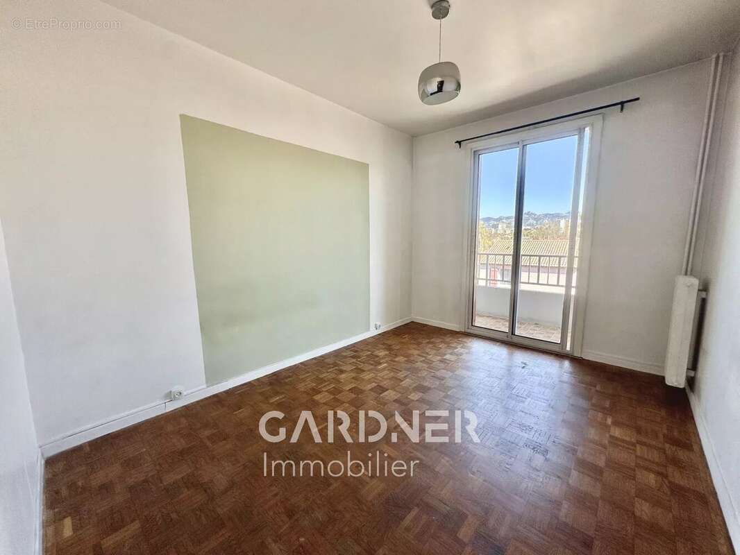Appartement à AUBAGNE