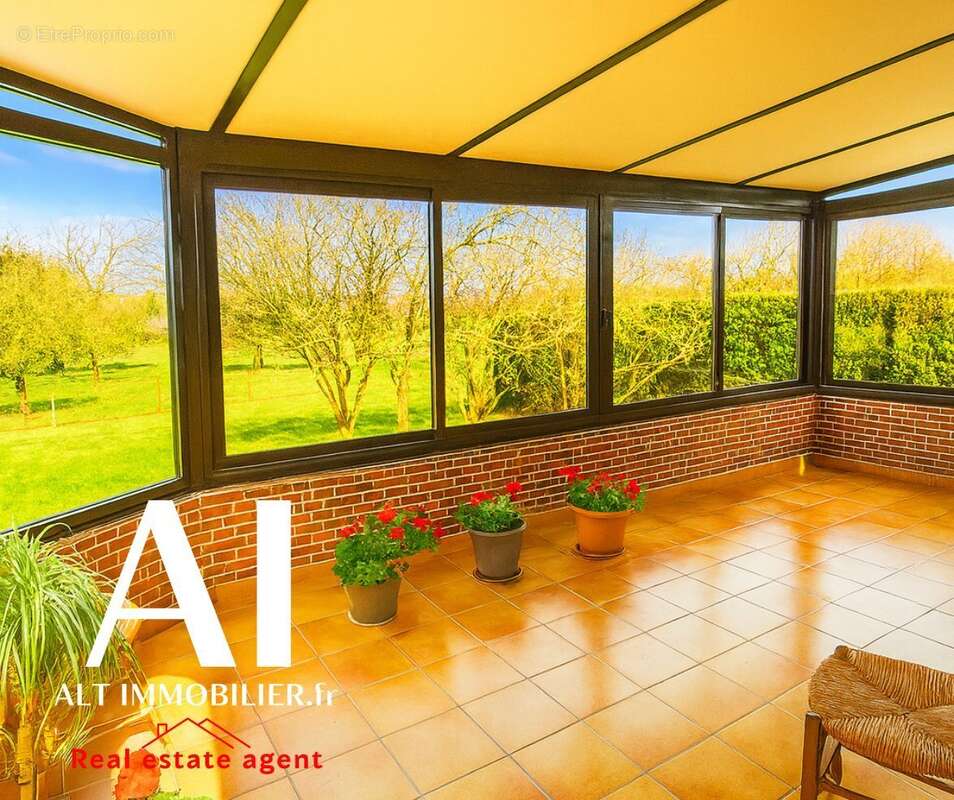 Maison à SAINT-GEORGES-EN-AUGE