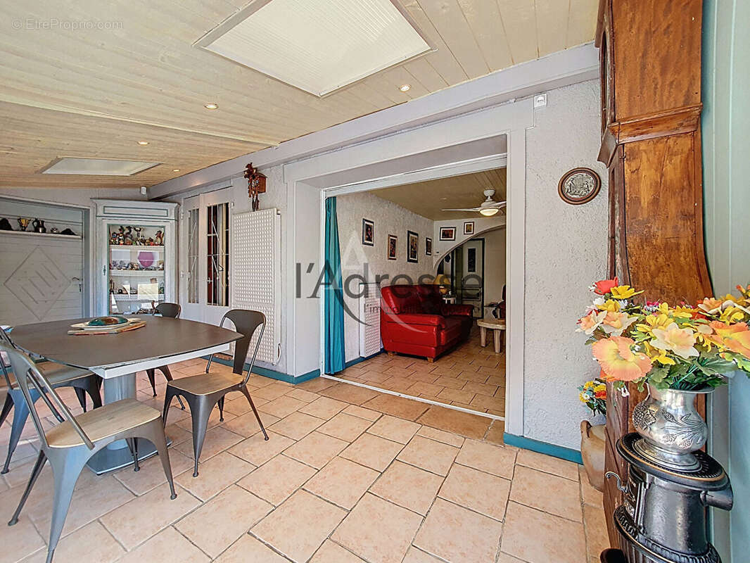 Maison à MONTAUROUX