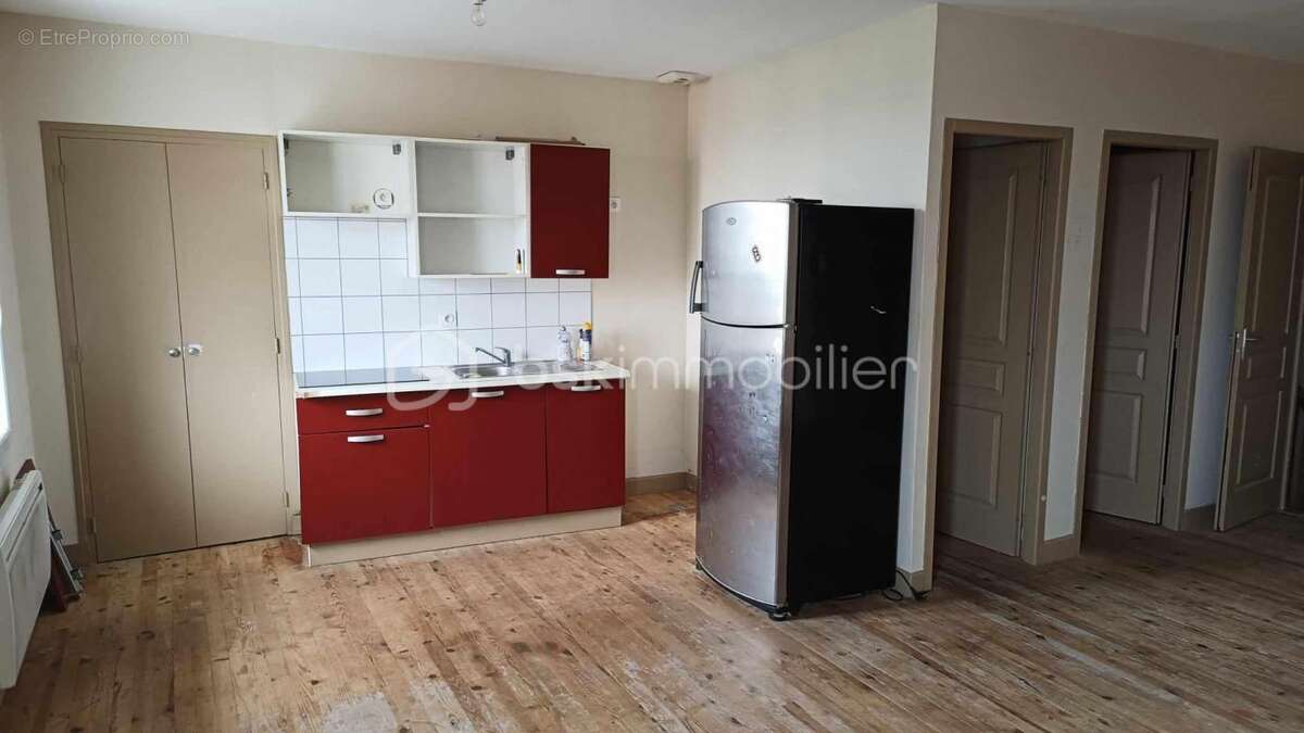 Appartement à VIRAZEIL