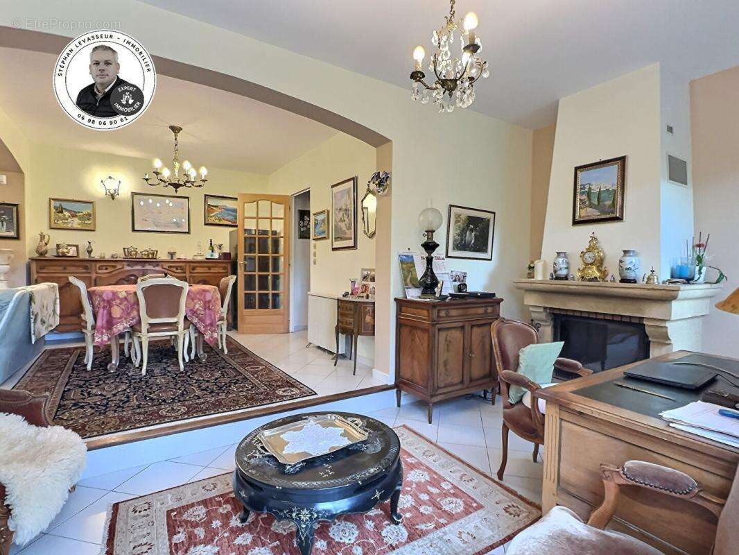 Maison à FREJUS