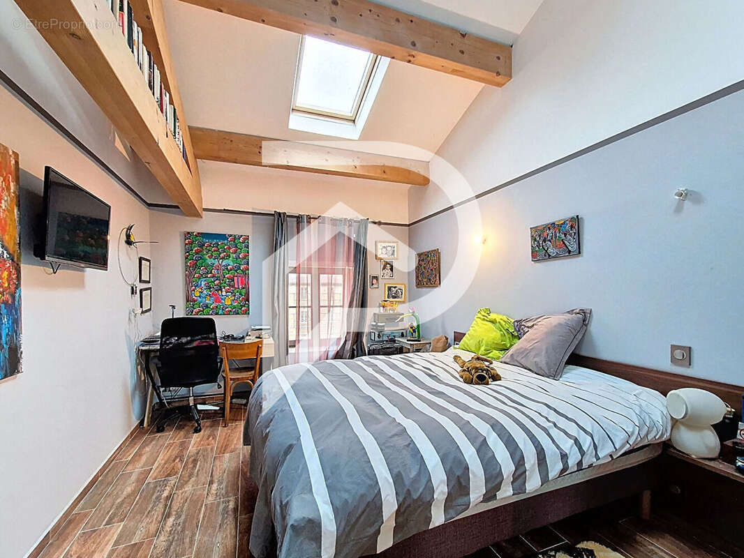 Appartement à MONTBOUCHER-SUR-JABRON