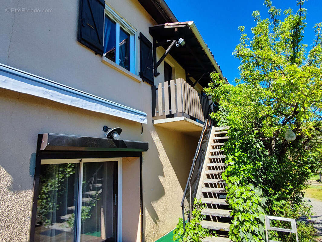 Maison avec gîte, piscine, jardin constructible et garage - photo 12