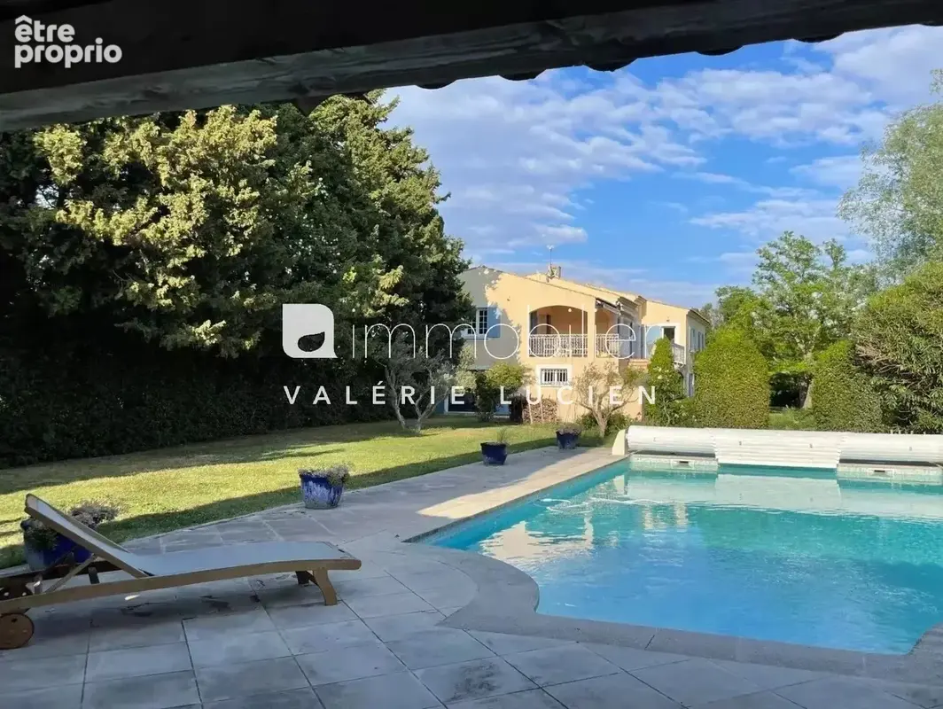 Maison à FONTVIEILLE