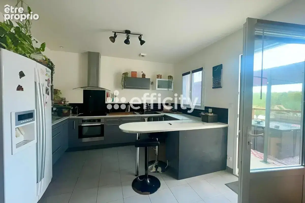 Maison 120 m² à Rouillac  - photo 8