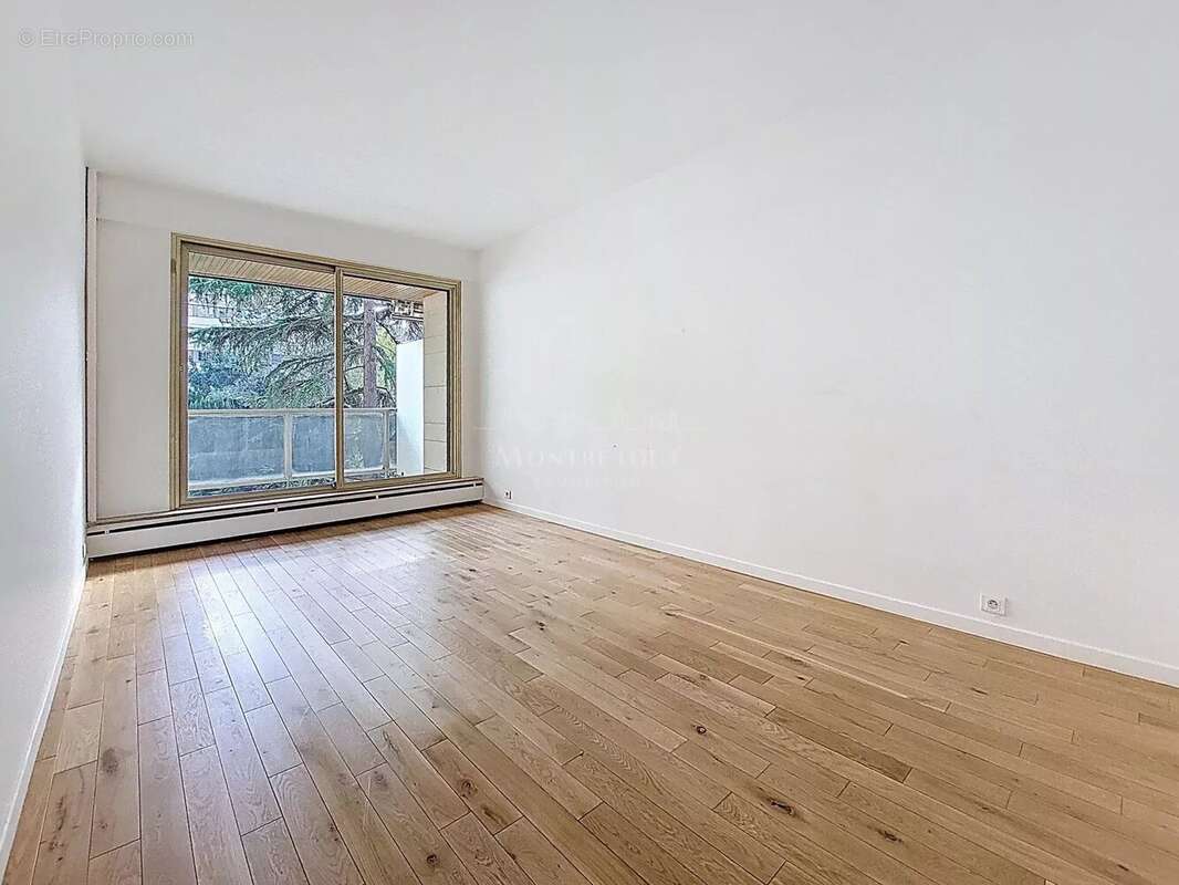 Appartement à SAINT-CLOUD