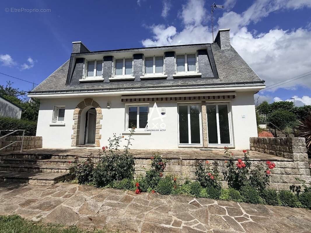 Maison familiale lumineuse avec grand jardin  Emplacement privilégié à Quimperlé - photo 15