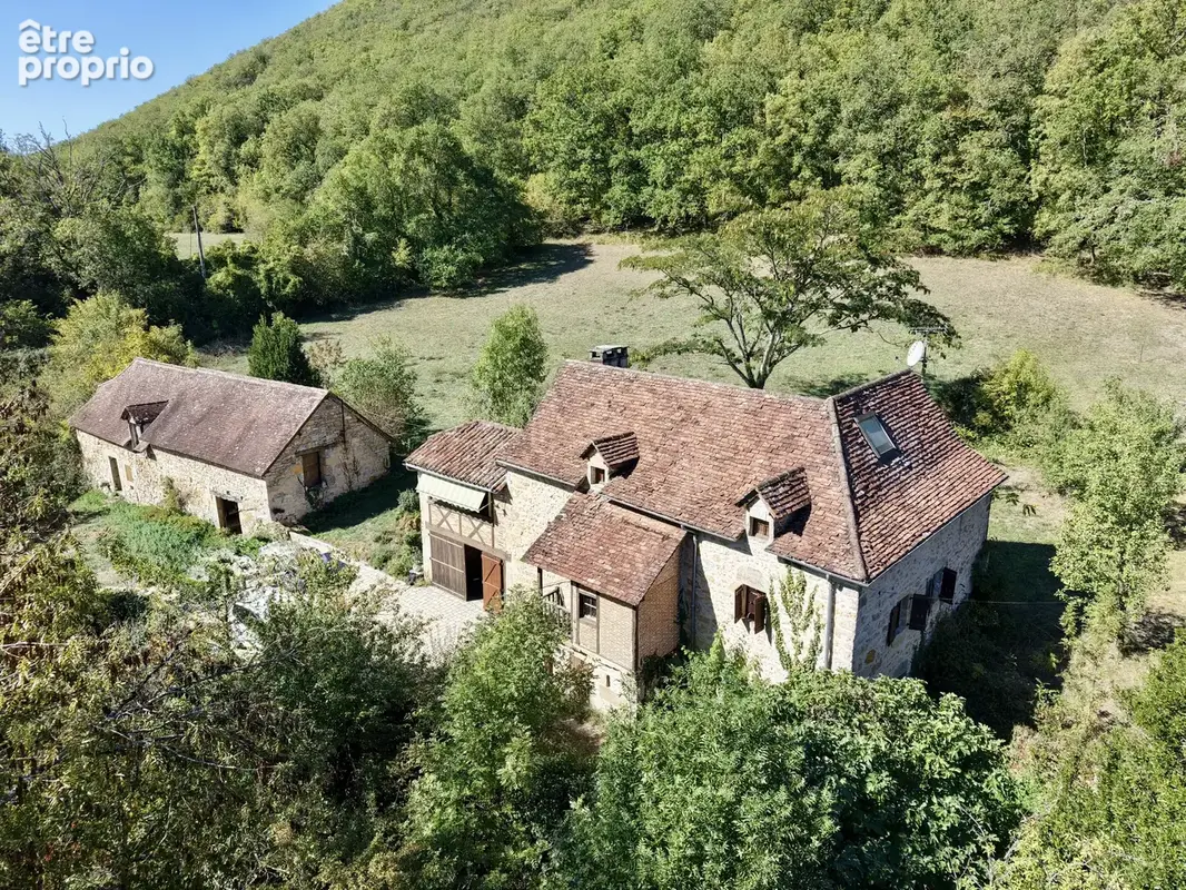 Photo Maison à Saint-Pierre-Toirac au prix de 222 600€